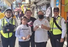 Niñas se pierden al salir con su mamá por las compras de Navidad