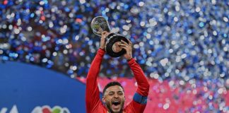 Alexis Vega dedica el bicampeonato a los ‘chivahermanos’
