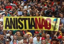 Senado de Brasil debate reducirle la condena a Jair Bolsonaro