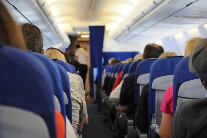Y VIAJES EN AVIÓN