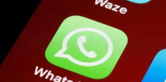 Cómo hacer preguntas en WhatsApp con stickers de estados