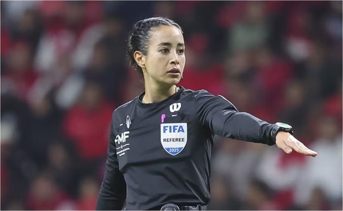 La mexicana Katia Itzel García es reconocida como la sexta mejor árbitra del mundo