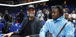 Jürgen Klopp, en la mira del Real Madrid, disfrutó de la NBA en Berlín