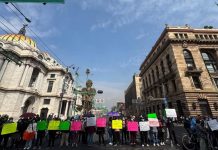 Protestan estudiantes de la Universidad del Bienestar