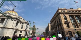 Protestan estudiantes de la Universidad del Bienestar