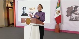 Critica Sheinbaum narrativa sobre un Seguro Popular exitoso