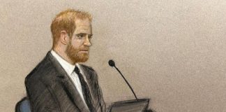 El príncipe Harry llora en un tribunal de Londres al recordar el acoso mediático contra Meghan Markle