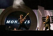 Los Arctic Monkeys están de regreso, estrenan tema ‘Opening Night’