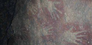 Descubren la pintura rupestre más antigua de la humanidad, data de 67 mil 800 años