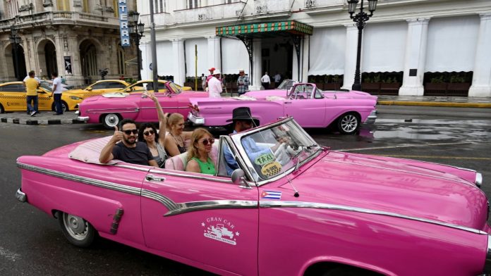 turismo-en-cuba-091957