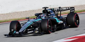 Mercedes asusta en Barcelona: Antonelli y Russell vuelan mientras McLaren debuta