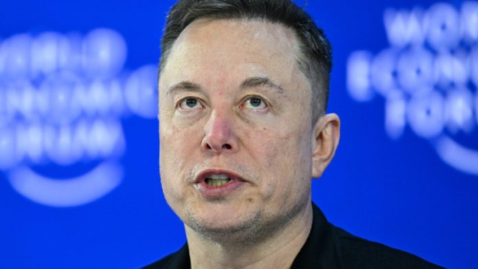 en-francia-llaman-a-comparecer-a-elon-musk-por-sesgo-y-contenido-sexual-en-x-082526