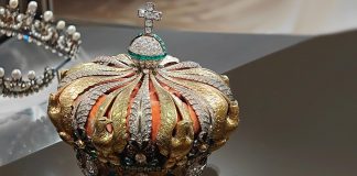 Corona de la emperatriz Eugenia se salvó: el Louvre la restaurará tras robo