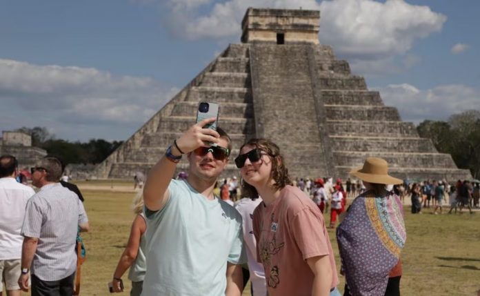 Y CHICHEN ITZÁ