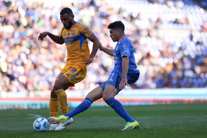 Con gol de Nico Ibáñez, Cruz Azul derrota a Tigres