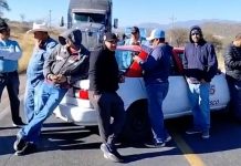 Localizan al chofer y a los pasajeros de camión abandonado en la Huasteca Potosina