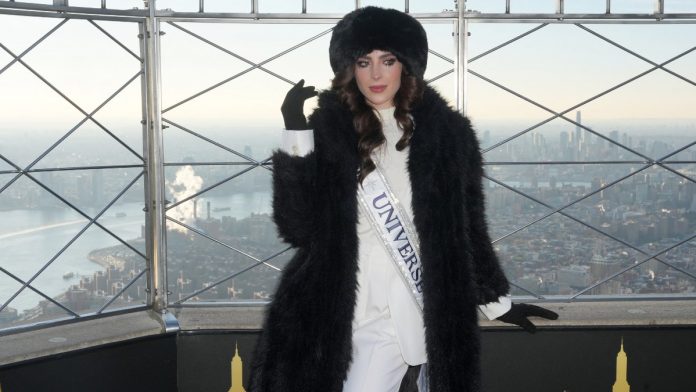 fatima-bosch-rompe-el-silencio-tras-desvanecerse-en-pleno-desfile-en-ecuador-143254