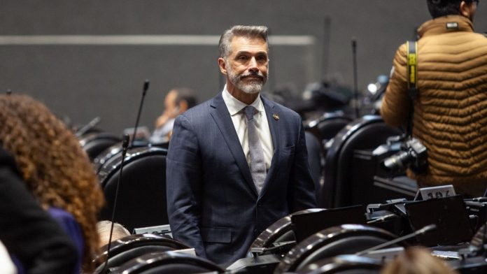 regresa-sergio-mayer-deja-su-curul-en-la-camara-de-diputados-por-la-casa-de-los-famosos-231642