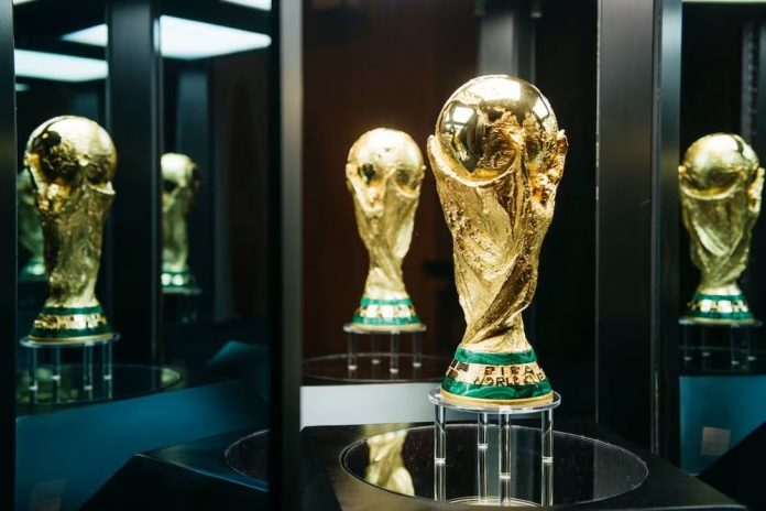 Y MUNDIAL