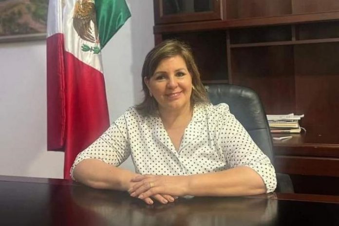 Y PRESIDENTA MUNICIPAL