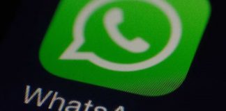 Cómo convertir tus palabras en stickers en WhatsApp