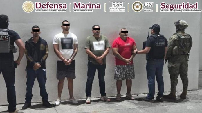 detenidos-072500