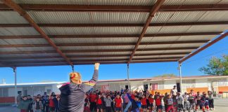 Gobierno Municipal impulsa la activación física en primaria y fortalece el deporte escolar con entrega de material deportivo