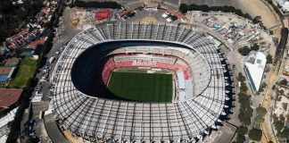 El Estadio Azteca se transforma rumbo al Mundial 2026; instalan nueva cubierta roja