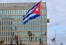 Ecuador rompe relaciones diplomáticas con Cuba, expulsa al embajador de la isla y a todo su personal