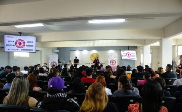 Gobierno de Nuevo Laredo impulsa el emprendimiento juvenil con pláticas informativas en la UAT