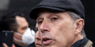 Video muestra momento en que Sergio Mayer enfrenta agresión tras su eliminación del reality