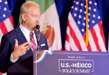 La mejor forma de ayudar al pueblo de Cuba es empoderándolo: Ronald Johnson; ‘no al régimen que lo ha oprimido’, advierte