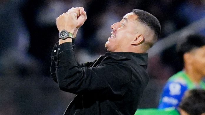 a-pagar-efrain-juarez-recibe-multa-tras-insultos-ante-cruz-azul-pero-dirigira-ante-america-144529