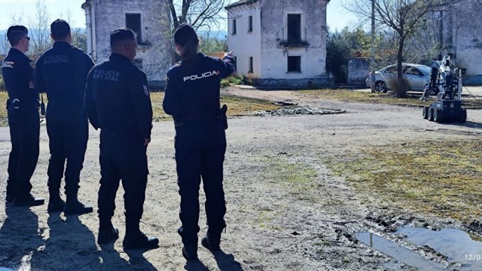 capacitan-en-espana-a-policias-de-jalisco-en-desactivacion-de-explosivos-rumbo-al-mundial-2026-225443