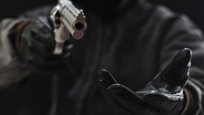 Armed robbers used the gun to robbery the money