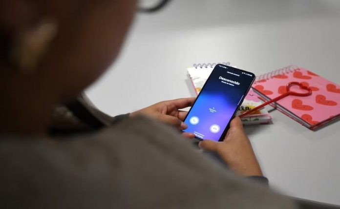 Y TELEFONÍA