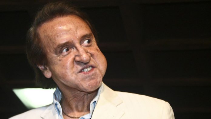 Carlos Villagrán “Quico” revela la dura verdad tras su salida del Chavo del 8: “Lo perdí todo”