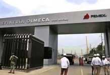Niega Pemex fuga de gas en Refinería Dos Bocas; es “liberación de vapor de agua”, dice sobre imágenes que circulan en medios