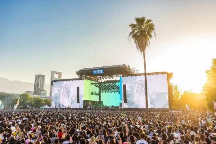 Y COACHELLA