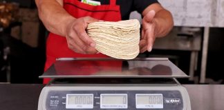 Prevén que kilo de tortilla suba hasta 4 pesos por aumento de harina de maíz; competencia desleal distorsiona mercado, acusan