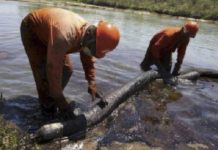 Lluvias provocan derrame de aceite en arroyo Hueleque y Poza Rica se queda sin agua