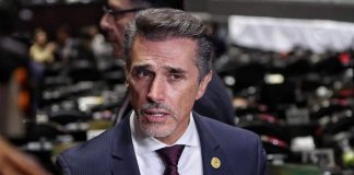 Diputados de Morena presentan “reforma anti Mayer”