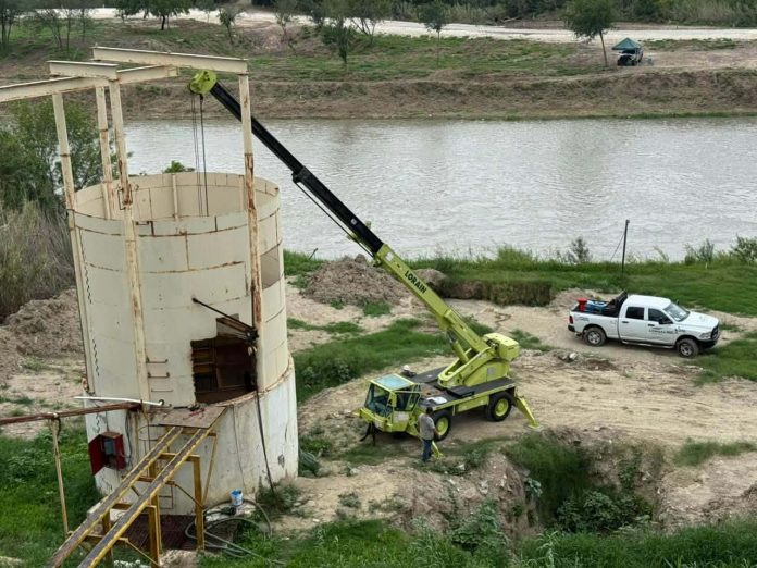 Avanzan trabajos de Comapa para restablecer servicio de agua potable en Nuevo Laredo
