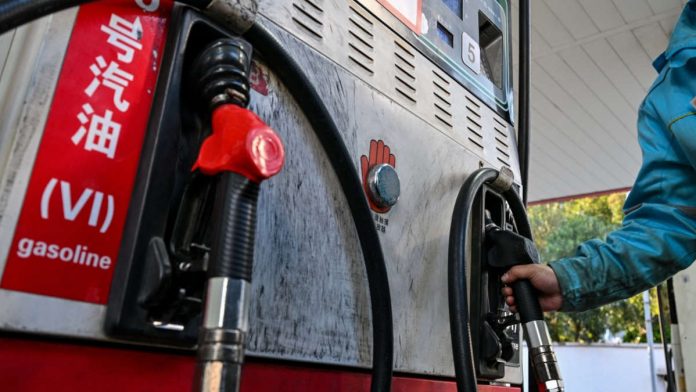 CHINA-MARKET-OIL