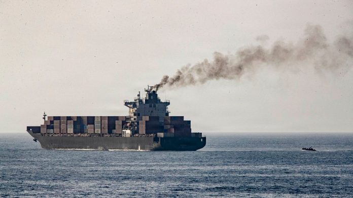 iran-mantiene-su-negativa-a-mantener-cerrado-el-estrecho-de-ormuz-y-confirma-captura-de-2-barcos-022412