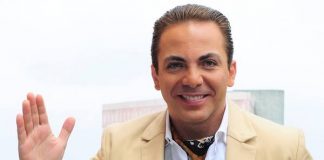 Cristian Castro concluye sus estudios de preparatoria: “estoy ya con muchas ganas de entrar a mi universidad”