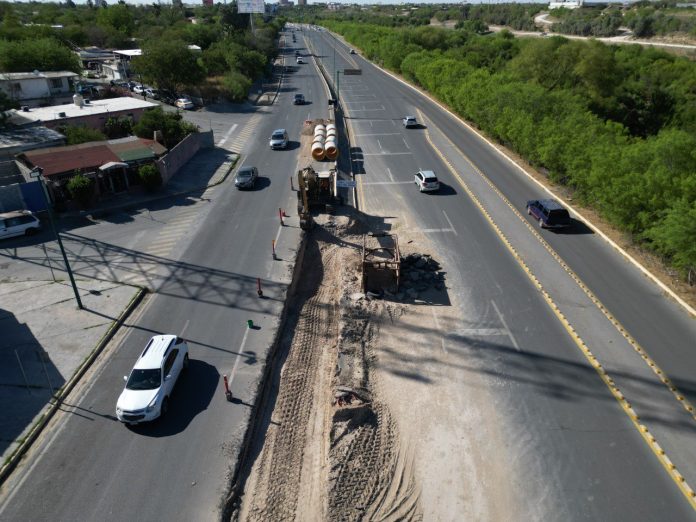 Anuncia Comapa cierre parcial de bulevar Colosio por obras de Colector Ribereño
