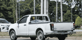 Video: copiloto sobrevive tras ser aplastado por camioneta en Oaxaca