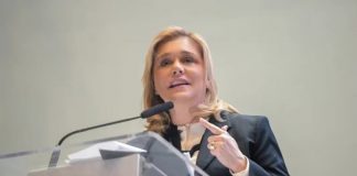 Gobernadora de Chihuahua acepta ir al Senado por caso CIA