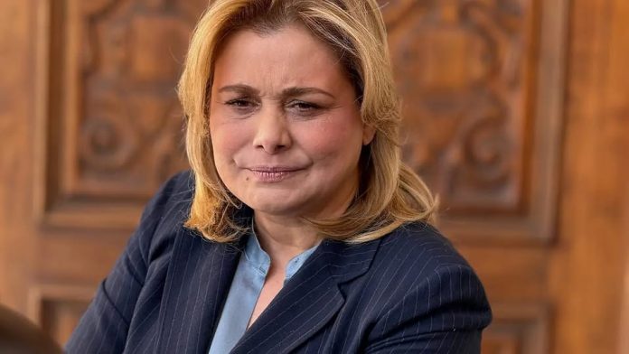 Y MARU CAMPOS